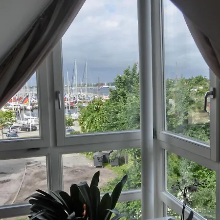 Hafenkieker Apartment Laboe