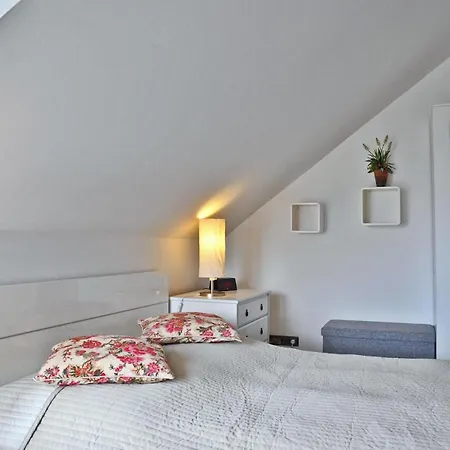 Hafenkieker Apartment Laboe